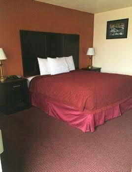 Ozark Inn Mena Екстер'єр фото